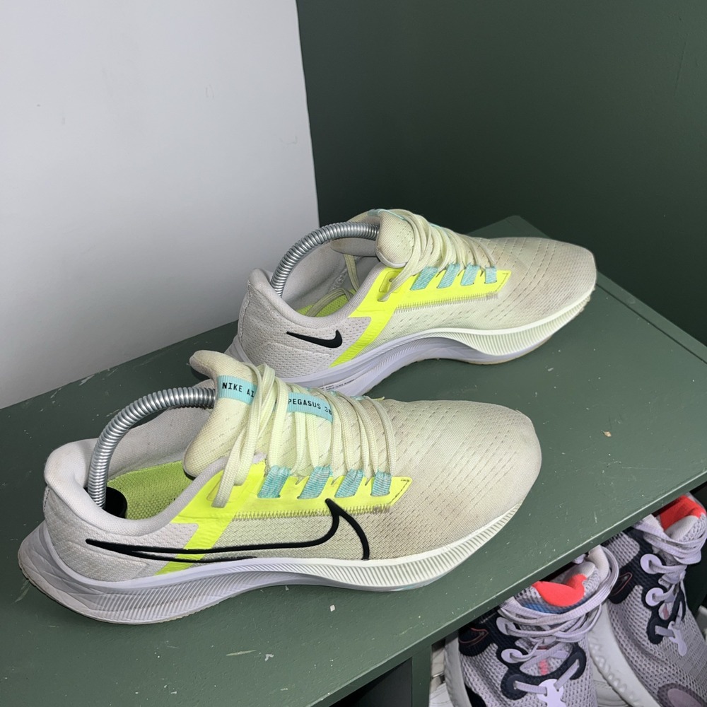 Nike Air Zoom Pegasus 38 Fast Pack Women 9.5 Sneakers Shoe Green White CW735870
